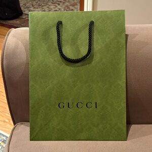 Gucci Green Shopping Bag with Black Rope Handles Excellent Condition